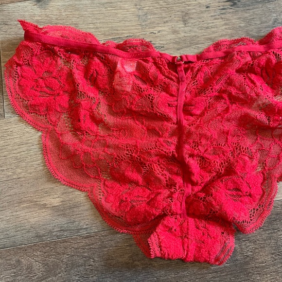 VS Very Sexy Christmas Lace String Bikini Panty - Picture 10 of 11